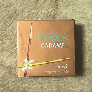Benefit Hoola Caramel bronzer